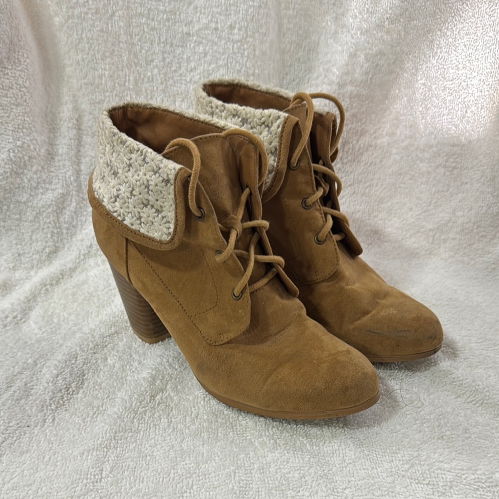 Charlotte Russe Tan Cream Heeled Boots with Knit Cuff